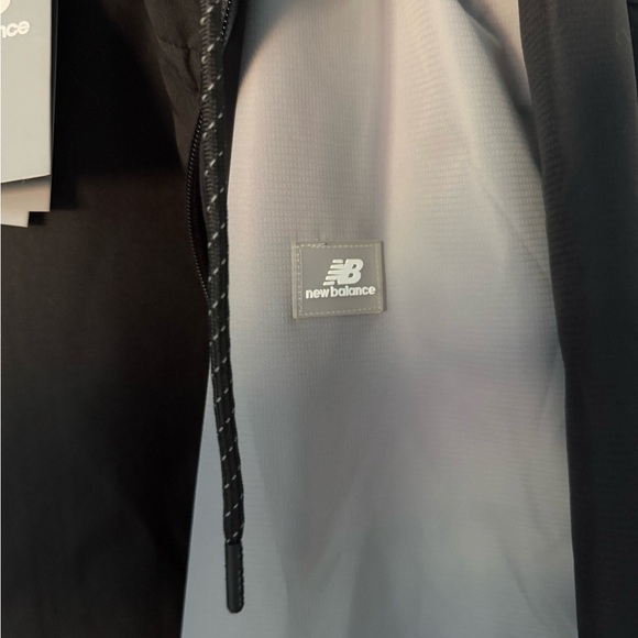 New Balance Black and Gray Windbreaker Jacket - Picture 7 of 9
